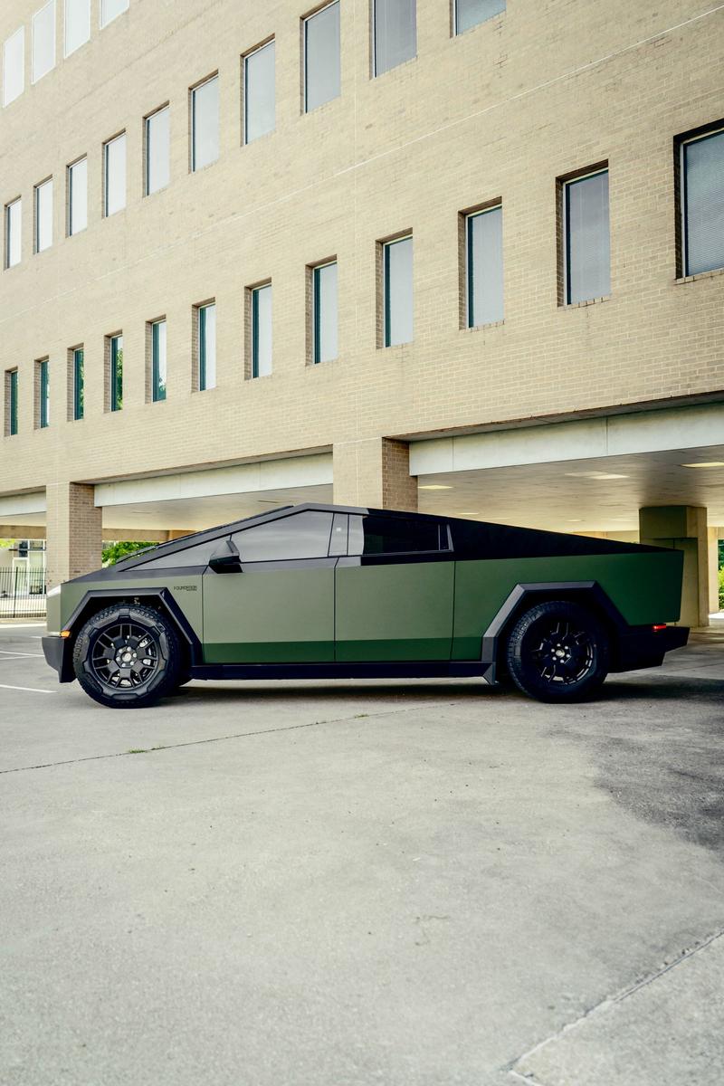 Tesla Cybertruck build at Wraps Redefined