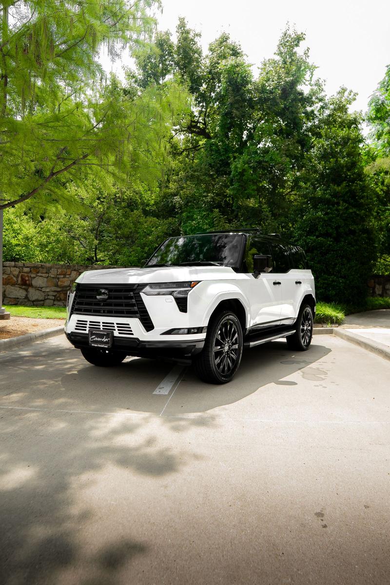 Tuxedo two tone wrap package in Dallas