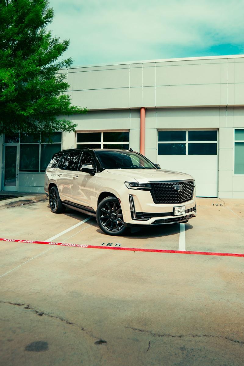 Tuxedo two tone wrap package in Dallas