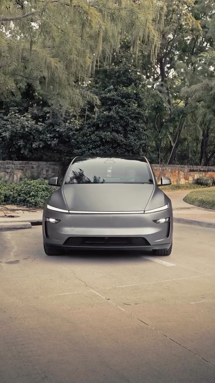Gray has NEVER looked this good. Full PPF coverage in Tekwrap’s Silk Ash Gray on this Tesla — sleek matte-satin finish + top-tier protect...